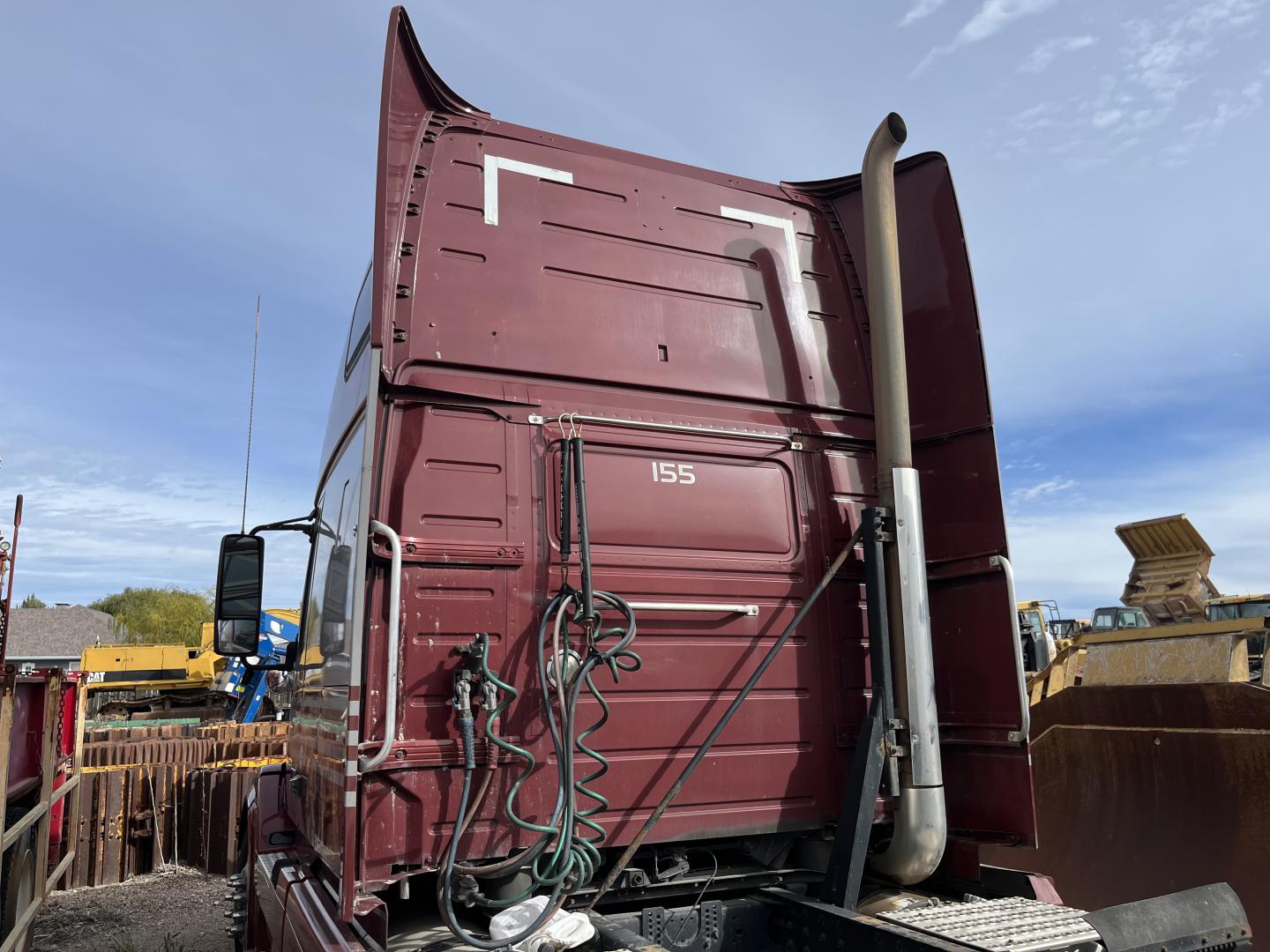 ./imagenes/INVOICE/2019/17172/TRACTOCAMION VOLVO VNL 6X4 (26).JPG